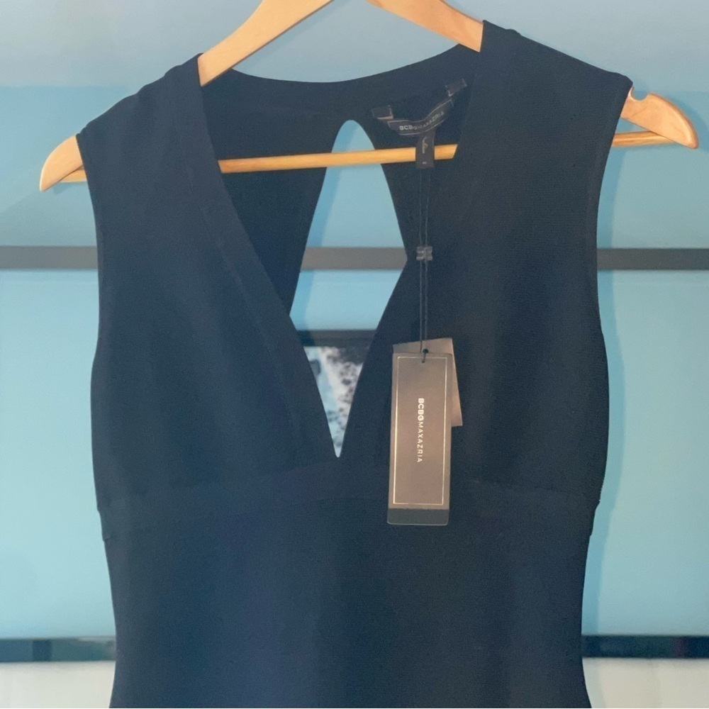 NEW BCBGMAXAZRIA Oralie Cutout Back Dress Black Bandage Style Mini Medium - Picture 5 of 10